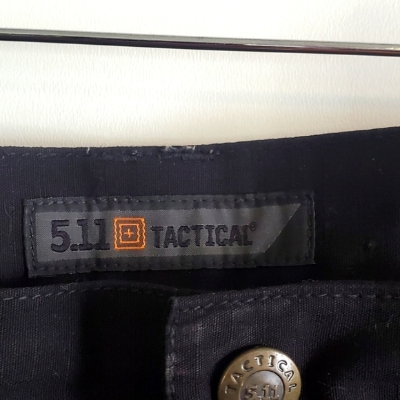 5.11 Tactical black Taclite pro lightweight performance cargo pants - Picture 5 of 6